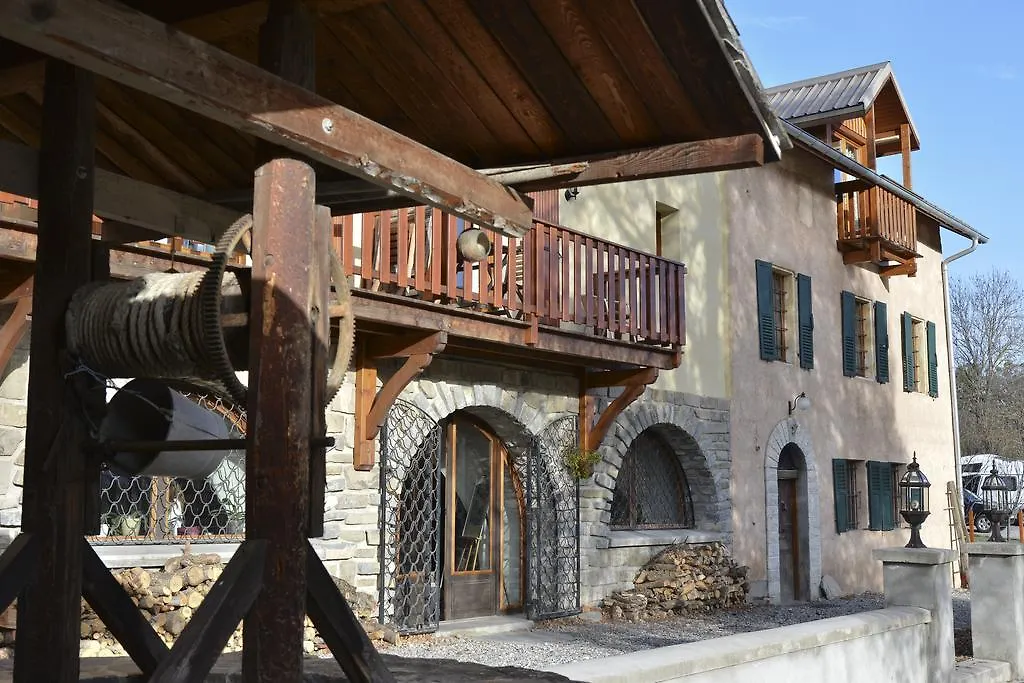 Couette-café Bed and Breakfast L'Escale en Ubaye à Saint-Pons  France